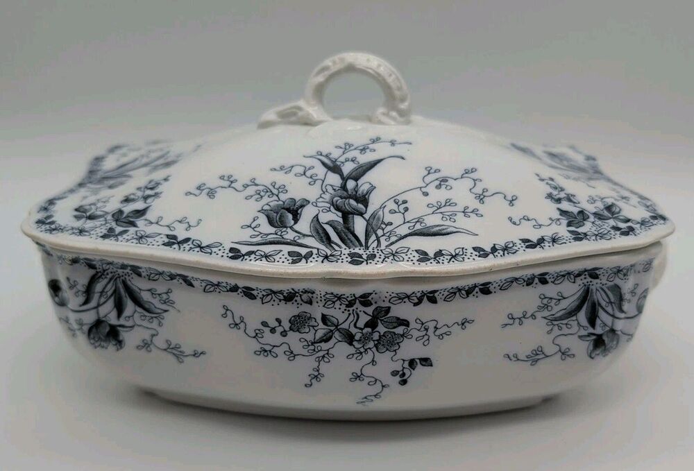Alfred Meakin Westmeath Lidded Tureen Covered Casserole Floral Blue White CRACK
